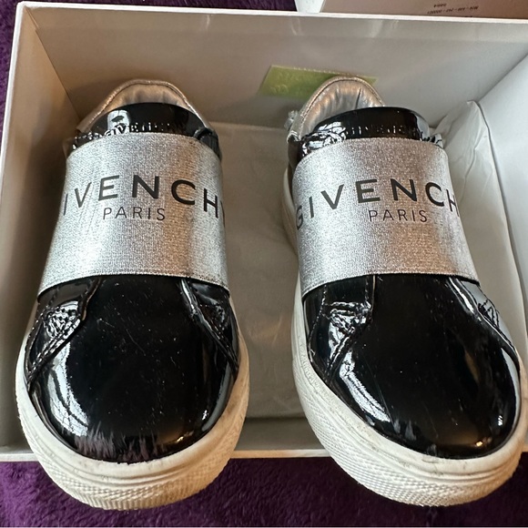 Gently worn toddler Givenchy slip on sneaker - Picture 4 of 6